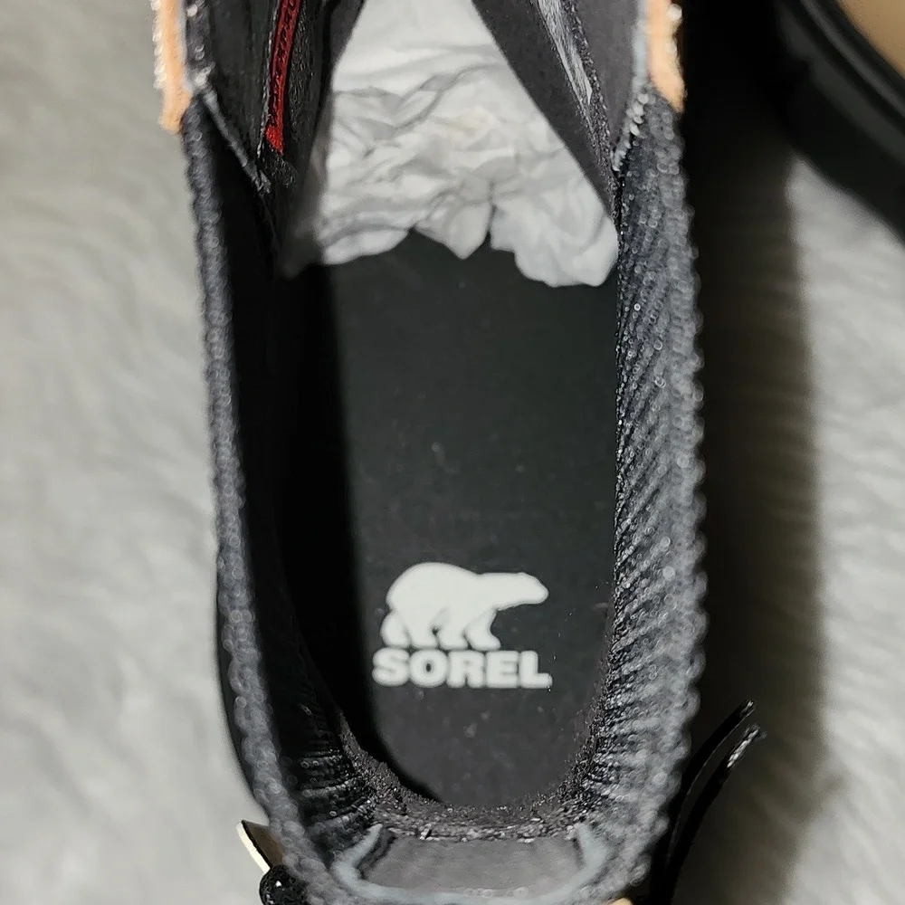 Sorel Caribou X Waterproof Platform Chelsea Boot Brand New
